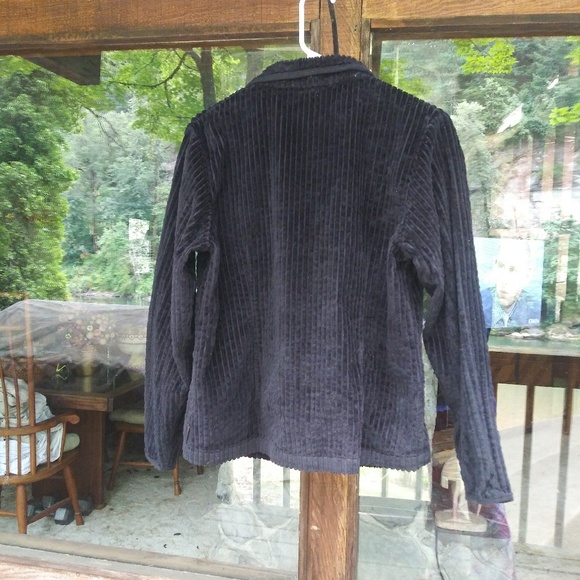 Jacket - Picture 2 of 4